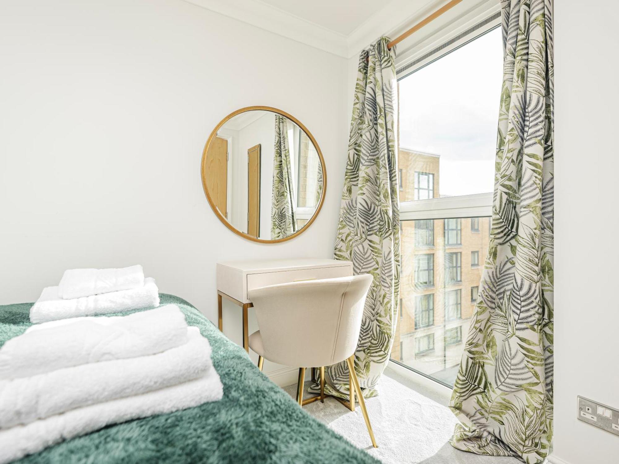 לונדון The View Greenwich - Luxury River Thames Apartment מראה חיצוני תמונה