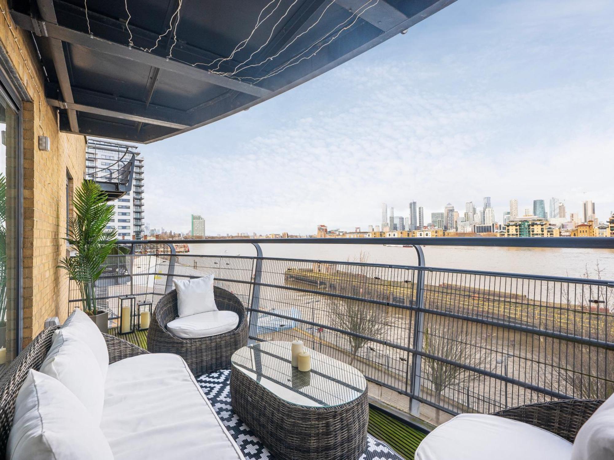 לונדון The View Greenwich - Luxury River Thames Apartment מראה חיצוני תמונה